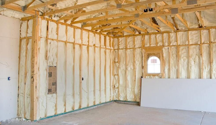 Spray Foam Insulation in Winter